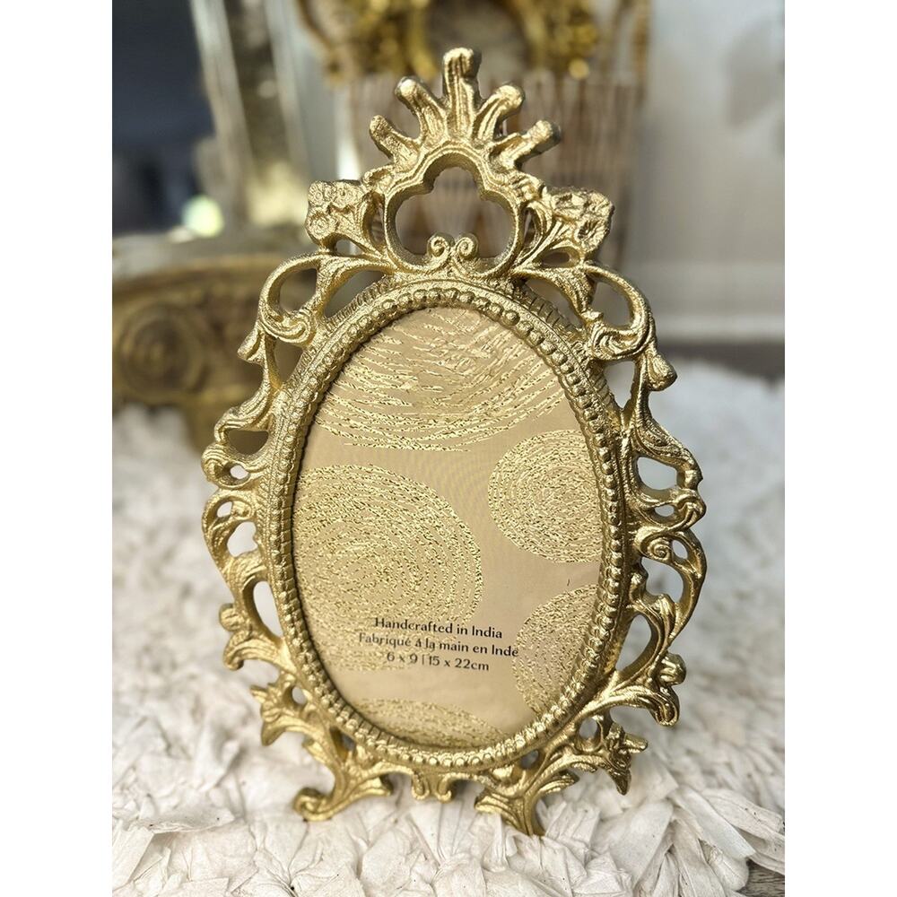 Antique-Style Vintage Baroque Hollywood Regency Ornate Oval Picture Frame 6x9